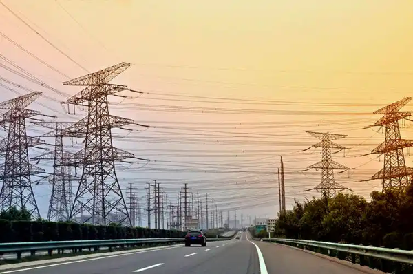 城市配电网建设架空线案例