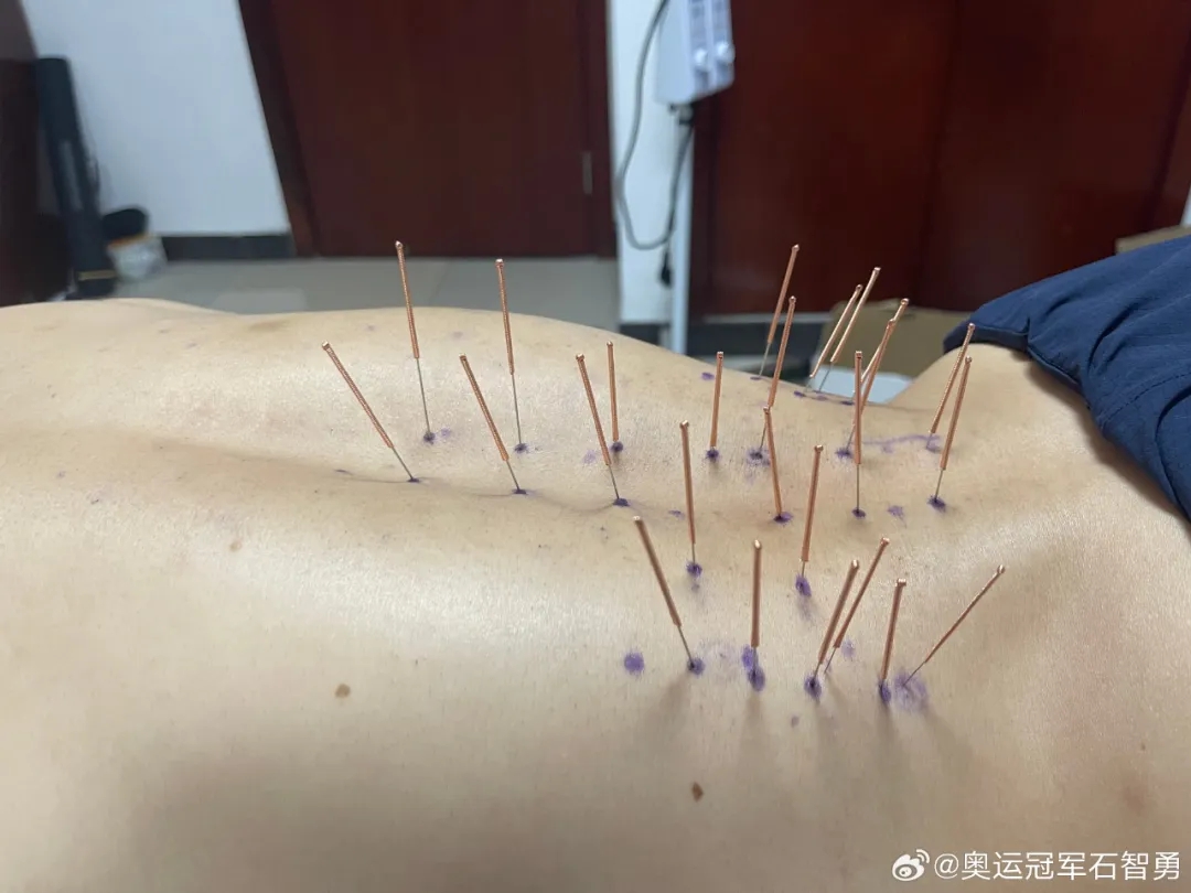 失去儿子的奥伦·斯马贾把痛苦转化为守护未来的