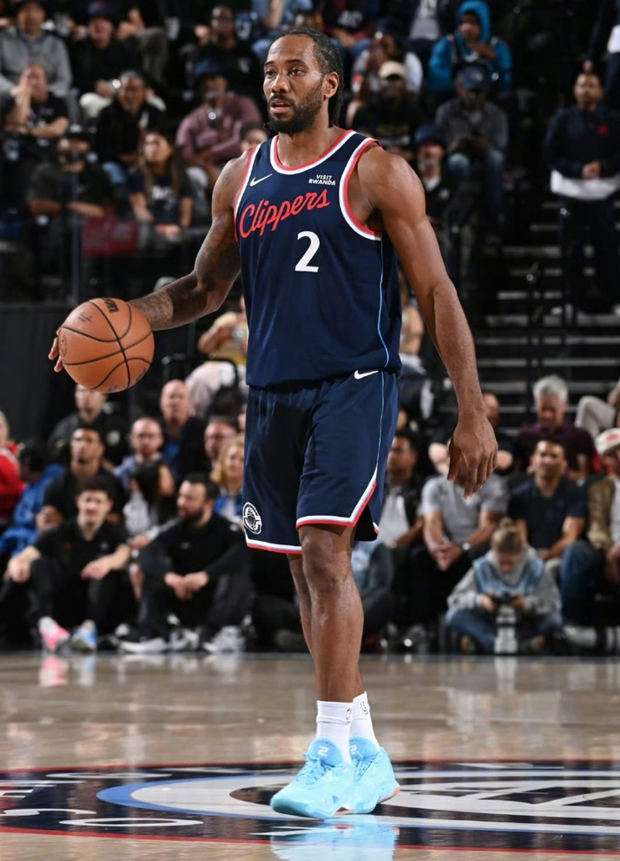 快船强势反弹赢雄鹿 伦纳德高勤成关键 三队战绩