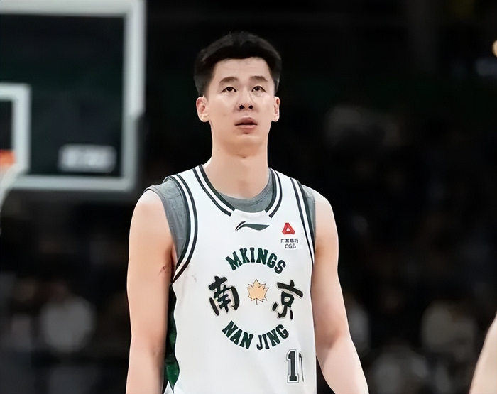 南京力克江苏郭昊文复出暴走末节哑火险遭逆转