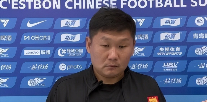 中超焦点战爆发争议事件 米特里策红牌离场引战