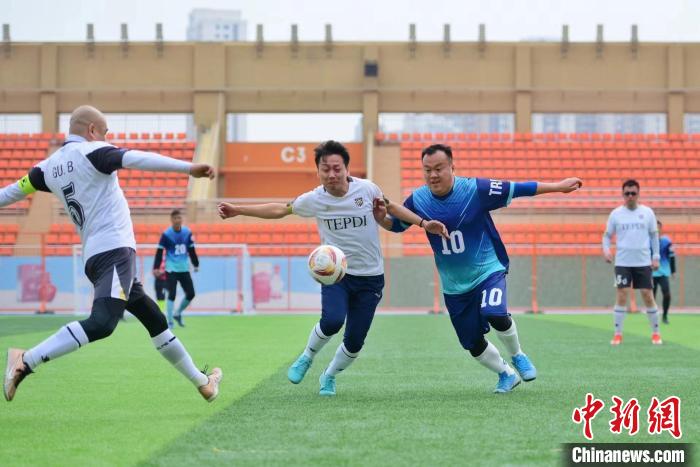 首届央企足球联赛在津开赛 激活海河东岸发展新